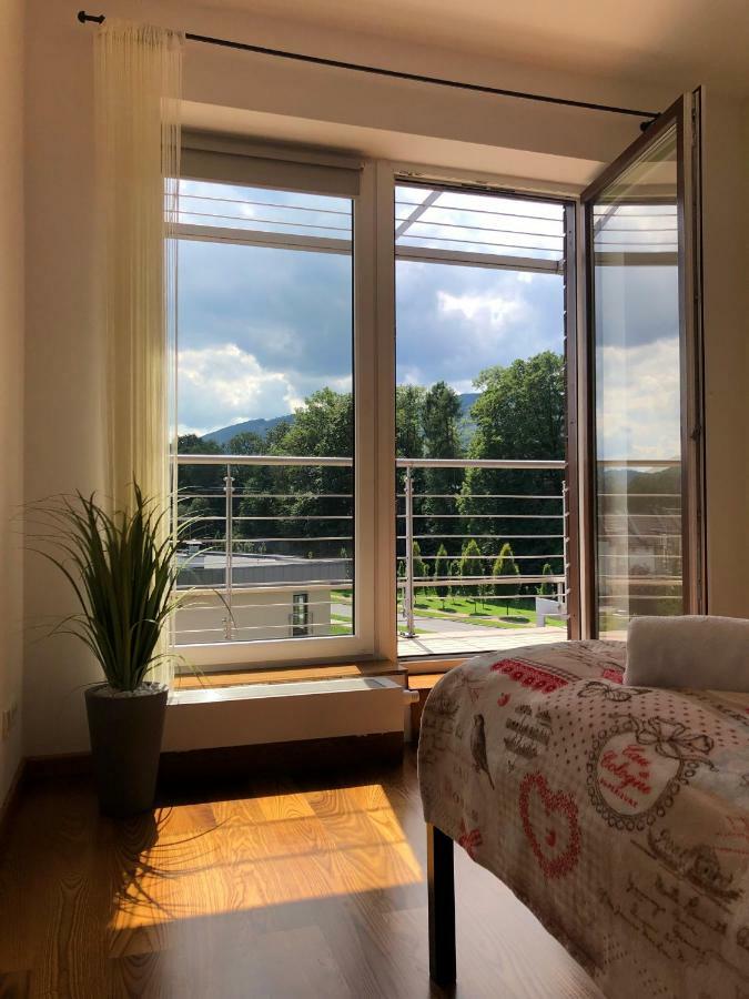 Luxapartament 1 - Z Widokiem I Garazem W Nowym Zeta Park ウストロン エクステリア 写真